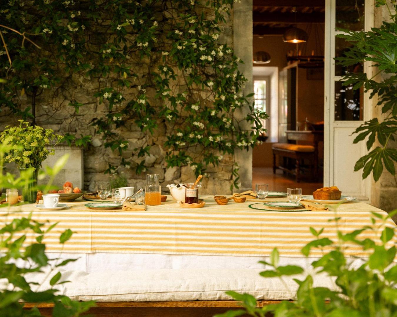 Le Clos De Gordes Exterior photo